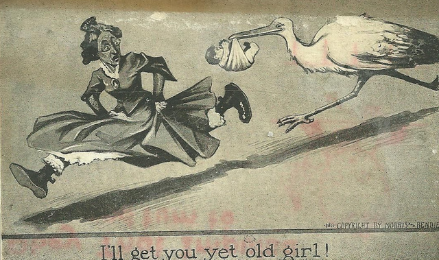 Egy 1900-as évekbeli humoros lap a gólya elől menekülő idős hölgyről
