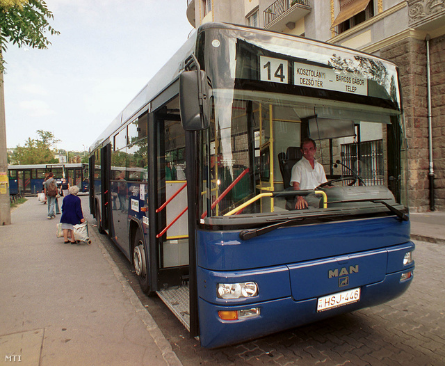 A VT-Transman által üzemeltetett MAN busz a 14-es vonalon