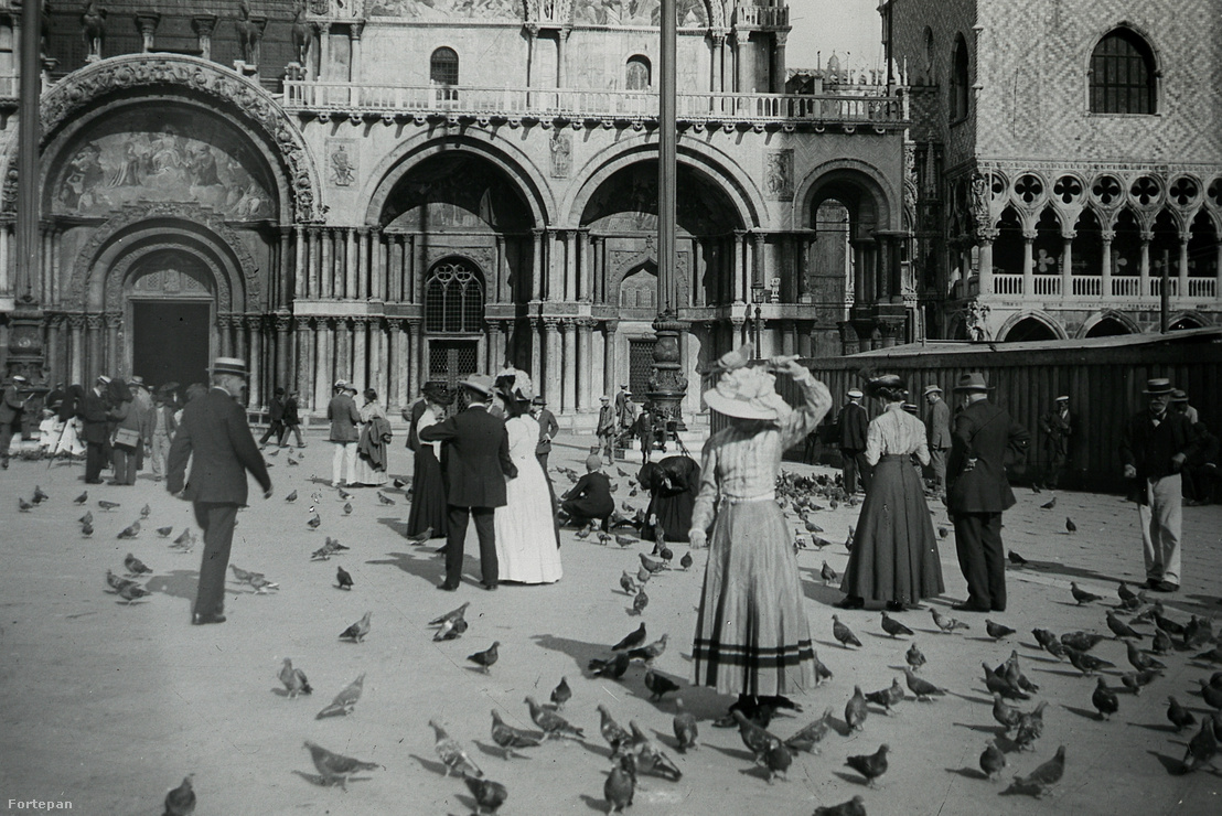 1909. Olaszország, Velence Szent Márk tér és székesegyház, jobbra a Dózse-palota.