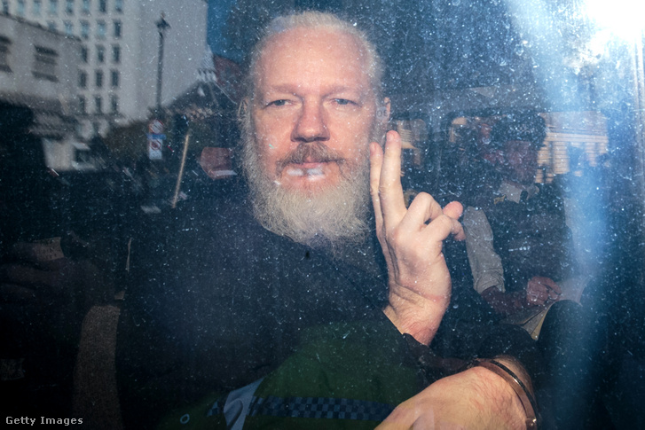 Julian Assange 2019. április 11-én.