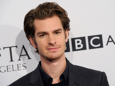 Andrew Garfield szinte anyaszült meztelenül forgatott Hollywoodban