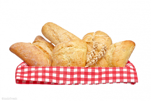 stockfresh 204769 crusty-bread-buns-into-the-basket sizeM