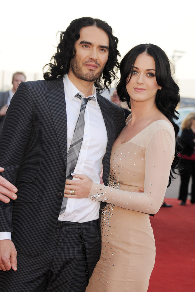Bezzeg mikor még Katy Perryvel kavart a 2010-es évek elején (na, jó, erről többről van azért szó, 2 évig házasok is voltak), sokkal jobban ügyelt a külsejére!