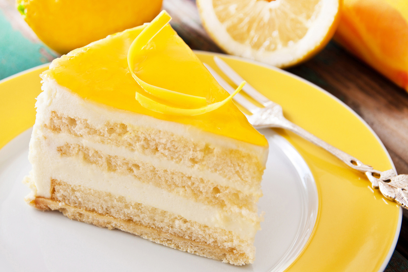 Лимонное масло сливочное. Лимонный десерт. Легкий лимонный десерт. Лимонный пирог нарисованный. Maxwell's - Lemon Cake (лимонный пирог).
