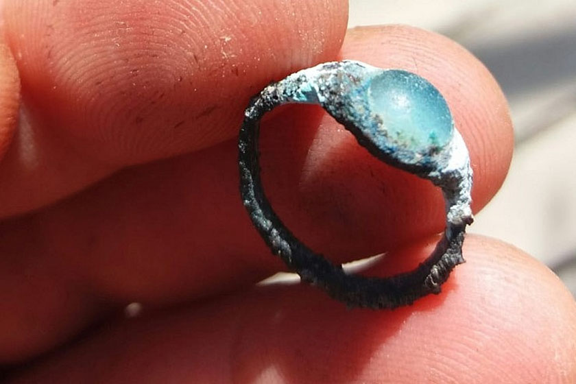 A sejtelmes, kék köves gyűrű, mely azonban nem az egyetlen: számos különleges, régi gyűrűre leltek számos korból és kultúrából.