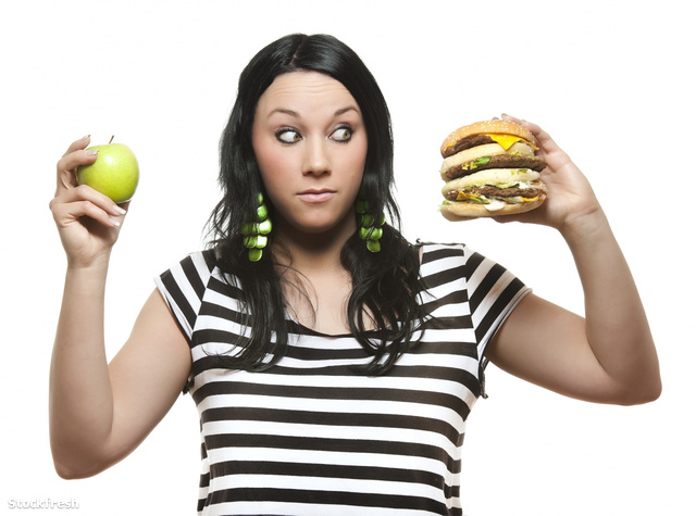 7 jel, hogy túl kevés kalóriát visz be a szervezetébe, Fogyni kevesebbet eszik