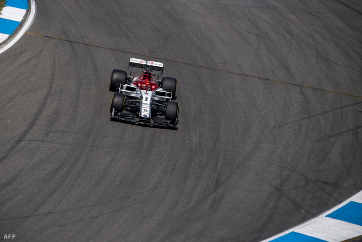 Kimi Räikkönen az Alfa Romeo finn versenyzője Hockenheimban, a német nagydíjon versenyez 2019. július 26-án