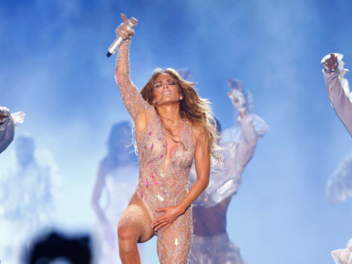 Jennifer Lopez nagyot ment egyiptomi koncertjén