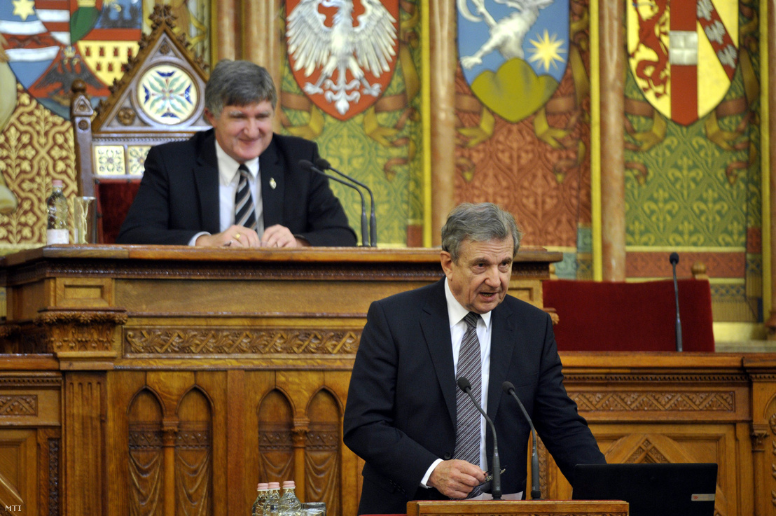 Miklós Maróth, a professor of the Hungarian Academy of Sciences giving a lecture titled "Cohabitation of Christian and Muslim cultures" in the Parliament's building at the 12th national forum of Christian NGOs on 19 November 2015.