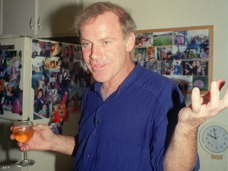 Mullis 1993. október 123-án, otthonában, miután megtudta, hogy Nobel-díjas lett