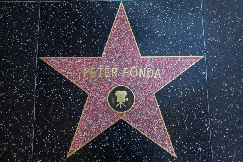 Peter Fonda csillaga a Walk Of Fame-en.