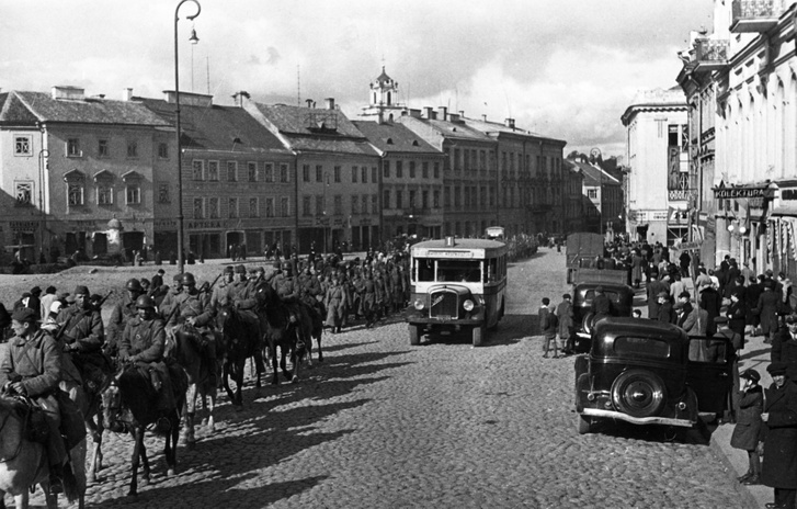 Szovjet katonák Litvánia fővárosában Vilniusban