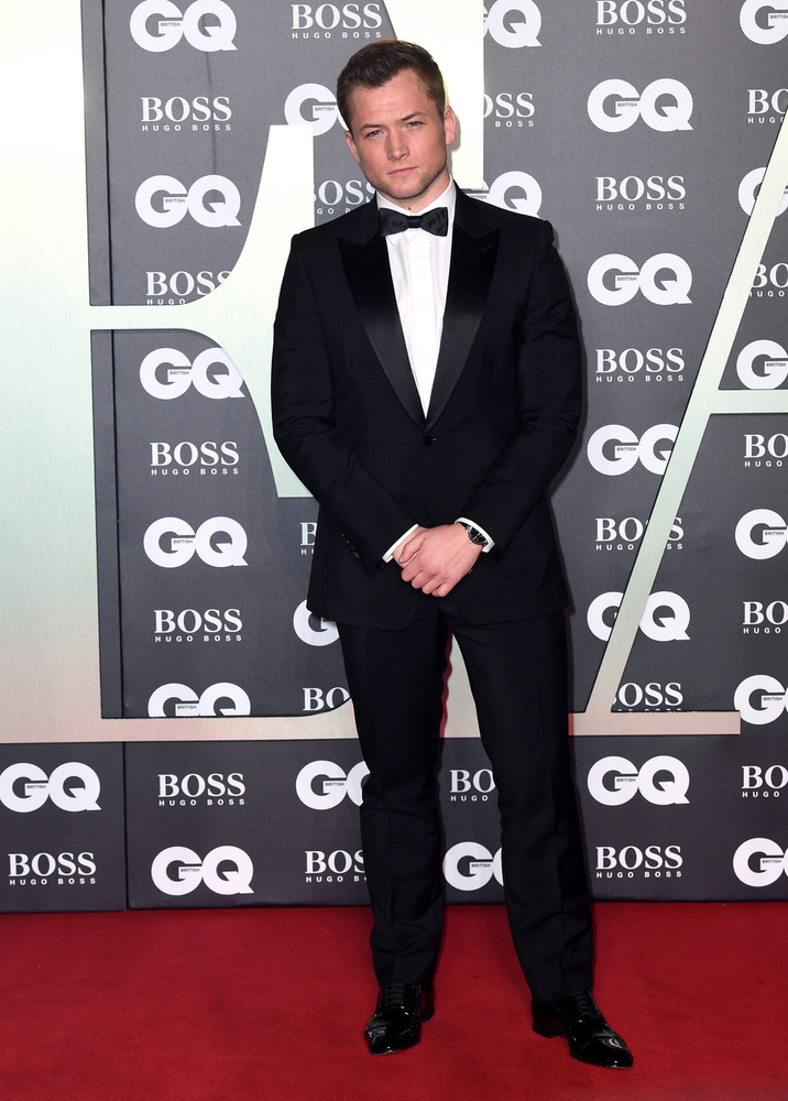 Továbbhaladva a nyertesek listáján, már itt is van Taron Egerton, akit az év színészének választottak