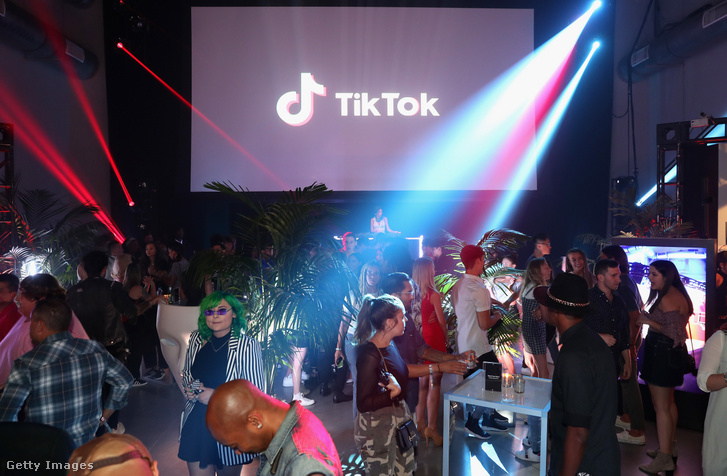 2018-as TikTok buli Los Angelesben