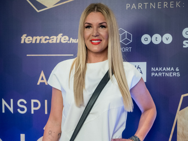Hódi Pamela kezét megkérték és ő igent mondott