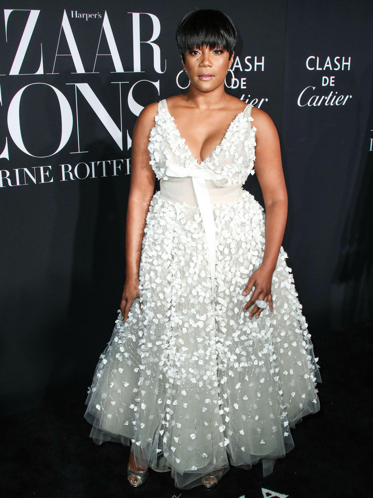 Tiffany Haddish tovább erősíti a fodros-fehér vonalat