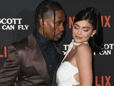 Kylie Jenner is modellt áll a Playboynak, természetesen meztelenül
