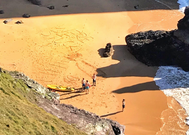kayakers-rnli-rescue.png
