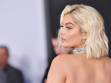 Bebe Rexha mellei külön életre keltek