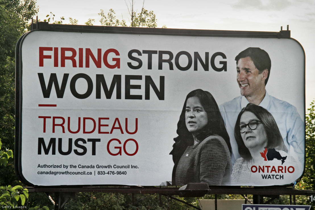 Trudeau elleni választási plakát a két lemondott miniszterrel Torontobab 2019 augusztus 31-én