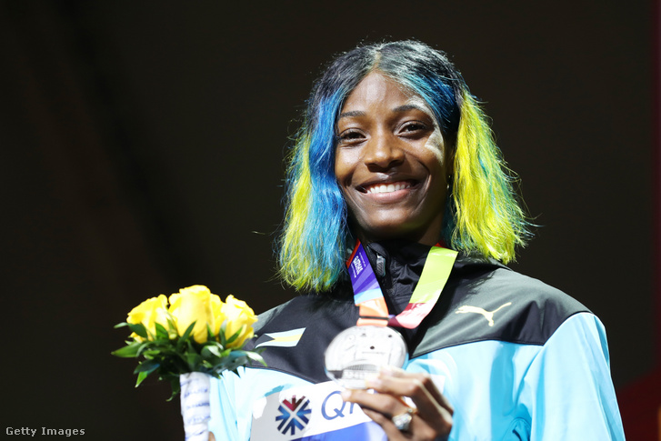 Shaunae Miller-Uibo a dohai világbajnokságon szerzett ezüstérmével