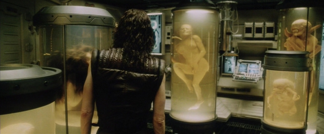 Ripley megtalálja a hasonmásait az Alien 4-ben