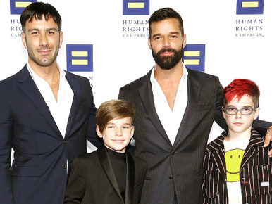 Megszületett Ricky Martin negyedik gyereke