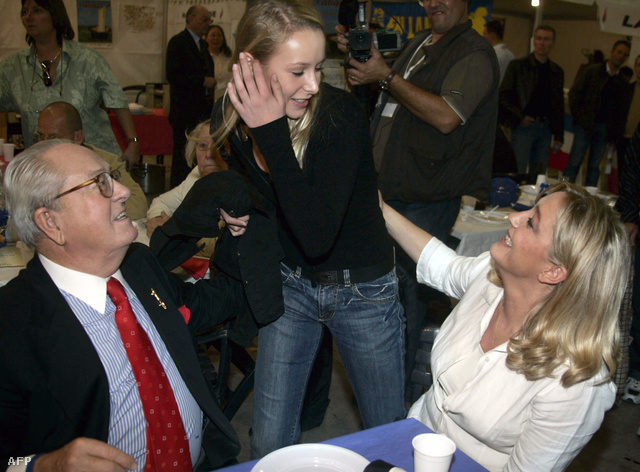 Jean-Marie, Marion és Marine Le Pen