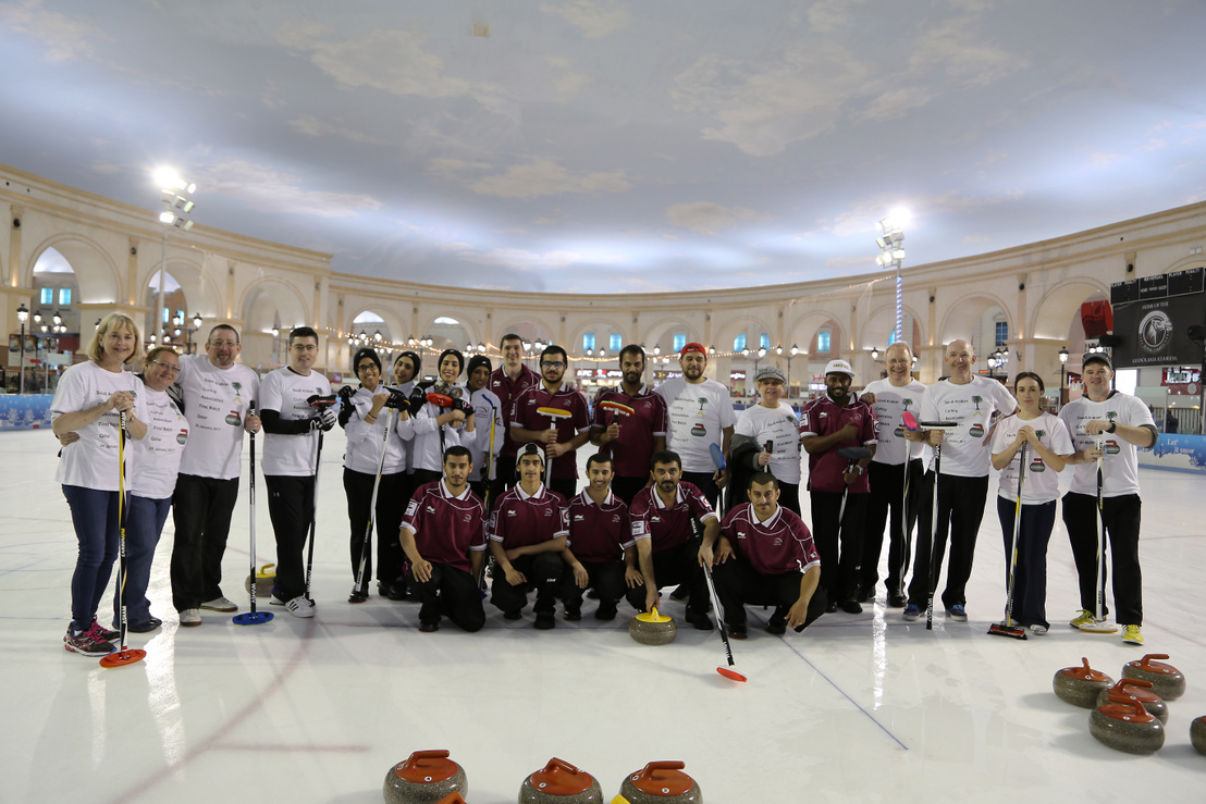 Katarban a jeges sportok bölcsője a dohai Villagio Plázában van, ott edzenek a curlingesek is