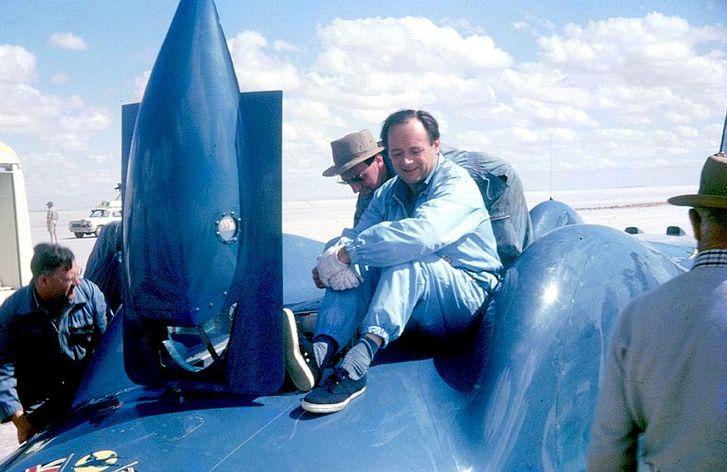 Donald és a Bluebird CN7, amivel meglett neki a szárazföldi rekord