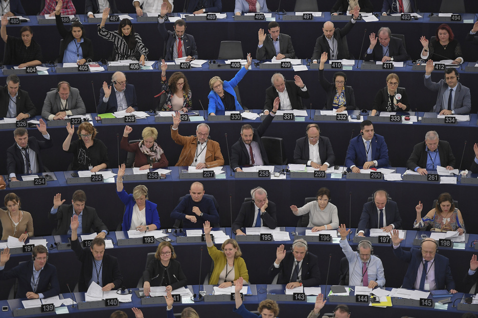 A Fidesz nem támogatta a nők elleni erőszak felszámolásáról szóló EP-döntést