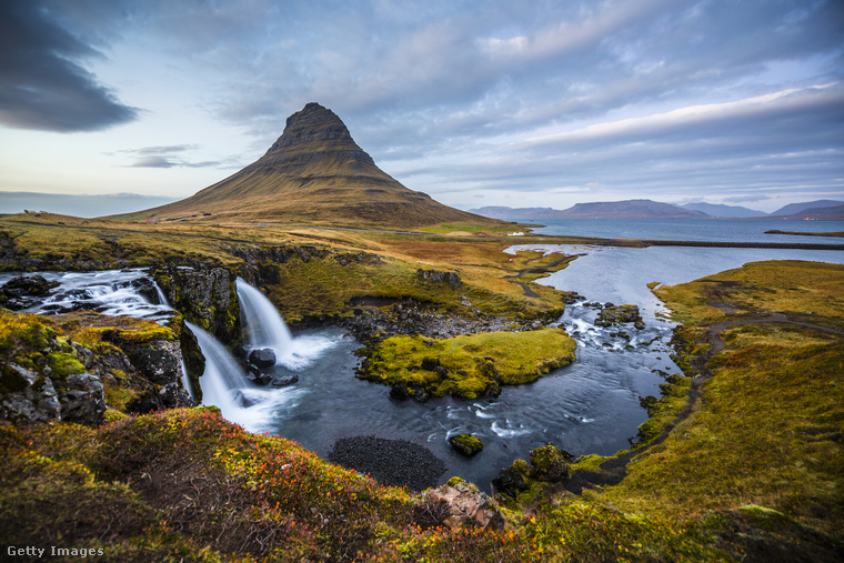 A Kirkjufell Izland legtöbbet fotózott hegye, pedig csak 463 méter magas