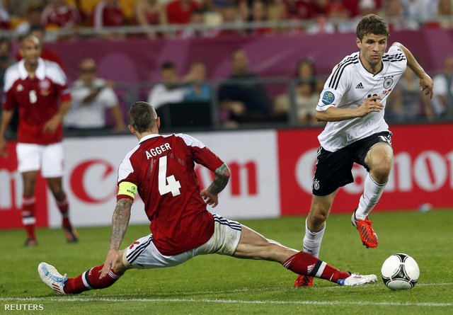 Müller támadást indít