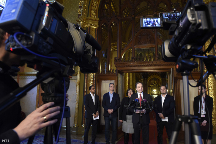 Opposition MPs hold a joint press conference about Fidesz's nominees to the Media Council in the Parliament on 3 December 2019. Left to right: Olivio Kocsis-Cake (Párbeszéd), Zsolt Gréczy (DK), Zita Gurmai (MSZP) Koloman Brenner (Jobbik) Lóránt László Keresztes (LMP).