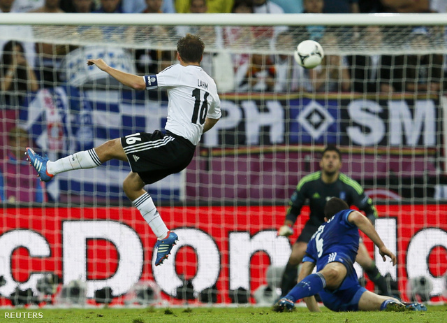 Lahm gólja
