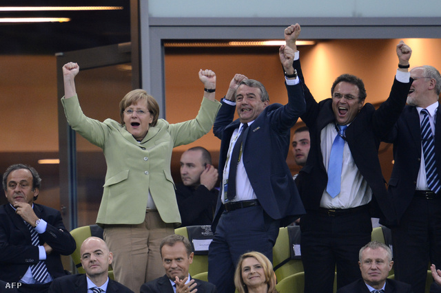 A kancellár asszony így örült az első német gólnak