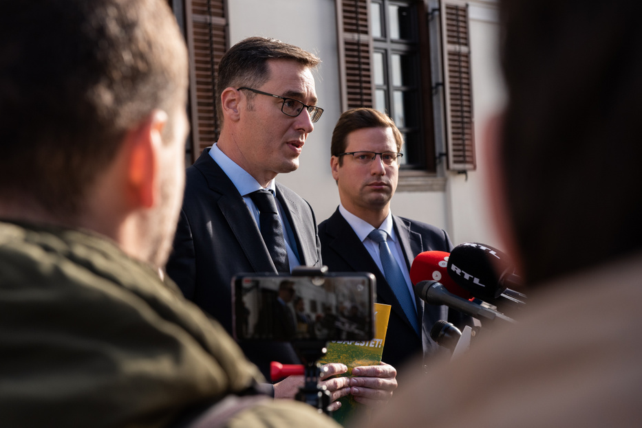 Karácsony nem érti a kormány hezitálását és bizonytalankodását a kijárási korlátozások ügyében