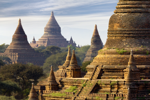 Bagan ősi épületei Mianmarban