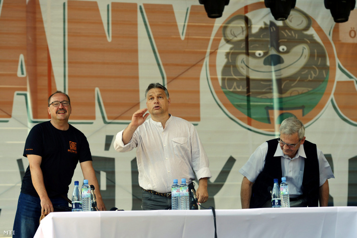 Prime Minister Viktor Orbán preparing to speak at 'Tusványos' on 26 July 2014