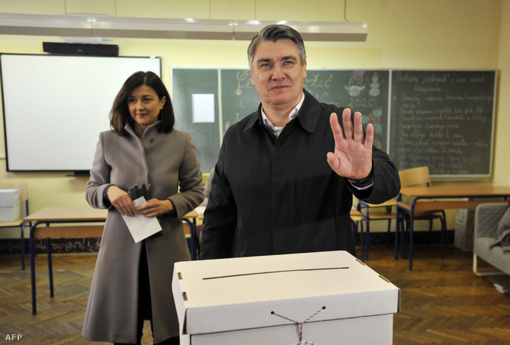 Zoran Milanovic leadja szavazatát 2020. január 5-én