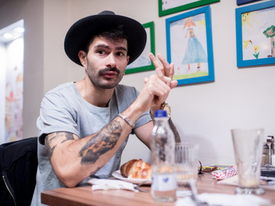 ByeAlex kiállt Radics Gigi mellett, akinek szilveszteri fellépése nem aratott osztatlan sikert