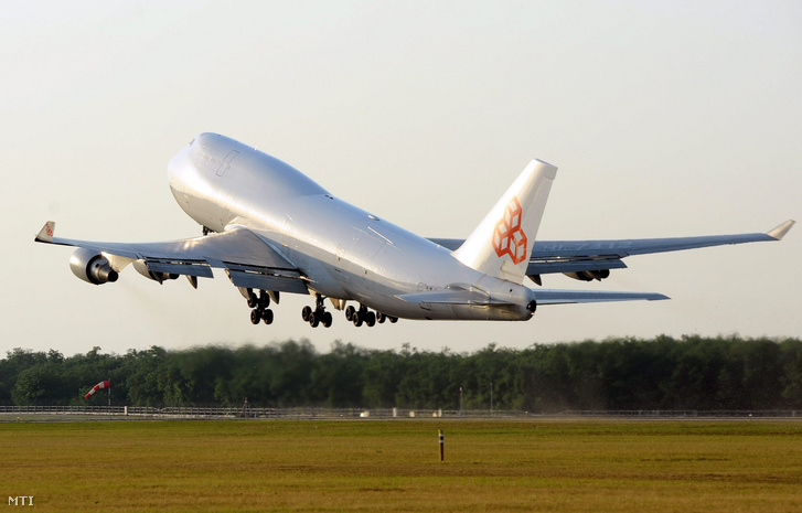 Egy Boeing 747 típusú teherszállító repülőgép