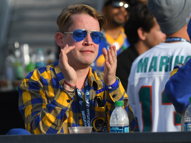 Macaulay Culkin is megtörte a csendet Michael Jackson molesztálási ügyével kapcsolatban