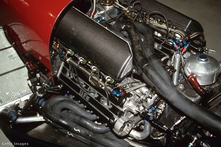 A hírhedt W12-es motor az 1990-es F1-szezon második futamán, a Brazil Nagydíjon