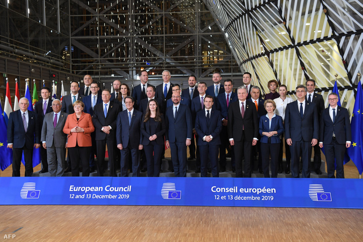 EU kormányfők és vezető csoportképe a 2019-es csúcstalálkozón Brüsszelben
