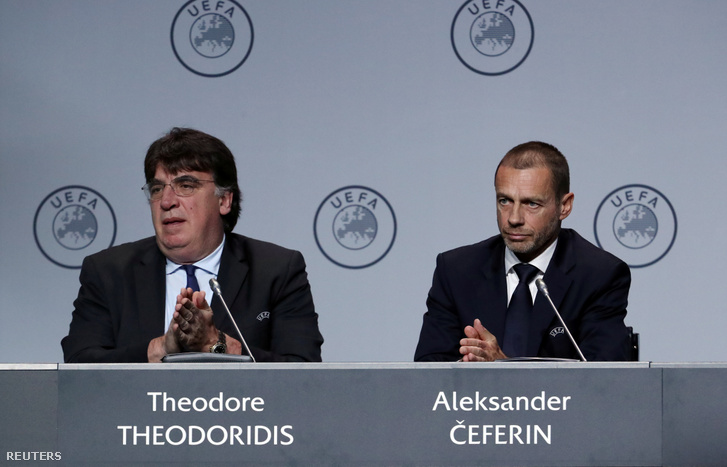 Teodor Teodoridisz, az UEFA főtitkára és Aleksander Ceferin, a szervezet elnöke az UEFA-kongresszuson 2020. március 3-án, Amszterdamban.