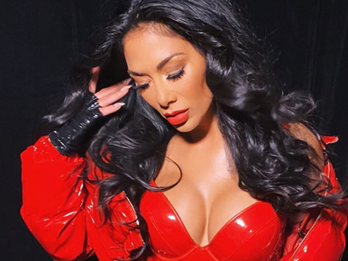 Nicole Scherzinger is ráérzett a latexruhás szexizésre