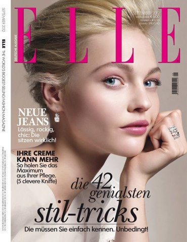 Sasha Pivovarova az Elle szeptemberi címlapján