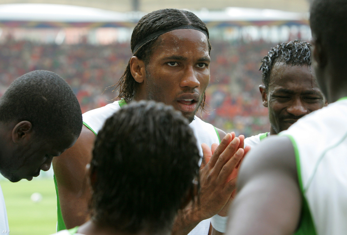 Didier Drogba csapattársaival a 2006-os világbajnokságon