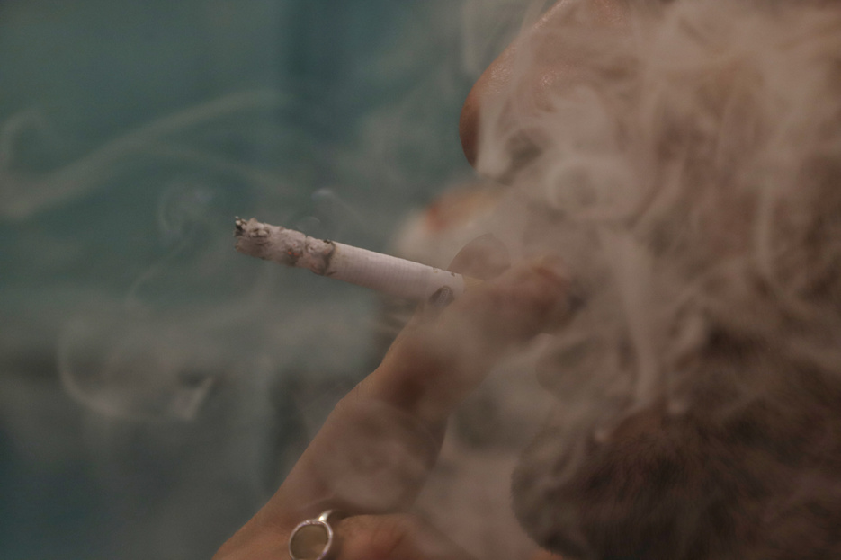 Dohányzásellenes Franciaországban, Franciaország: korlátozták a nikotin-termékek forgalmazását
